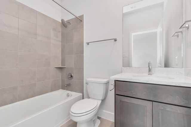 21118 Chelton Beach Drive, Cypress, TX 77433