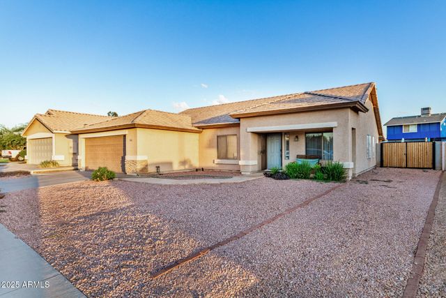 8441 W MINNEZONA Avenue, Phoenix, AZ 85037
