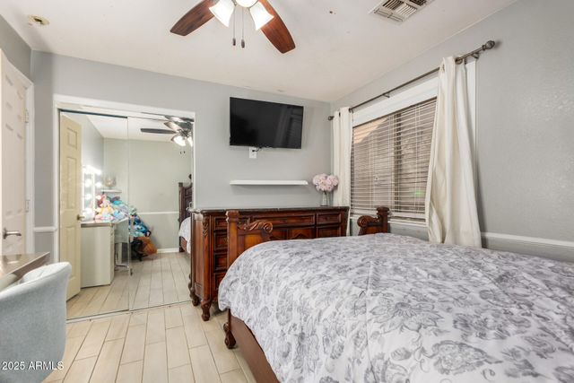 8441 W MINNEZONA Avenue, Phoenix, AZ 85037