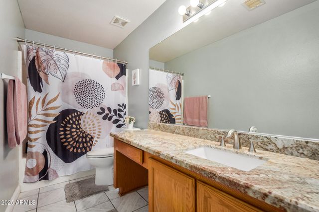 8441 W MINNEZONA Avenue, Phoenix, AZ 85037