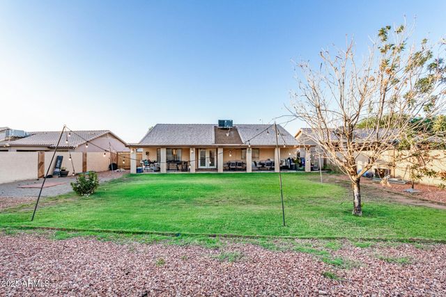 8441 W MINNEZONA Avenue, Phoenix, AZ 85037