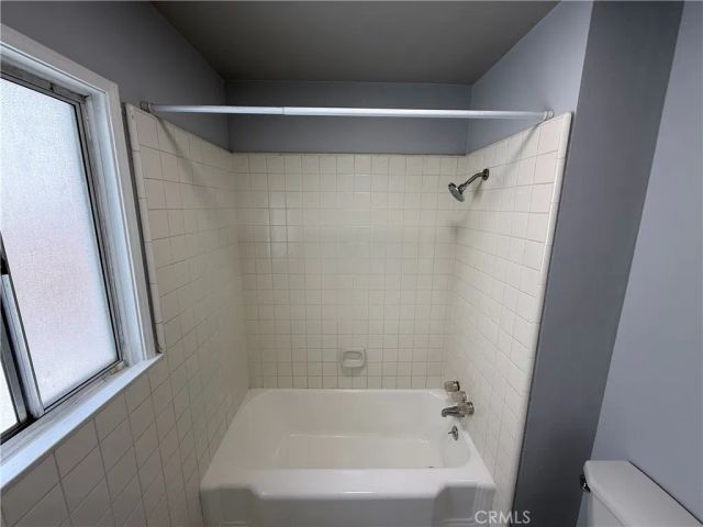 10172 Vena, Pacoima, CA 91331