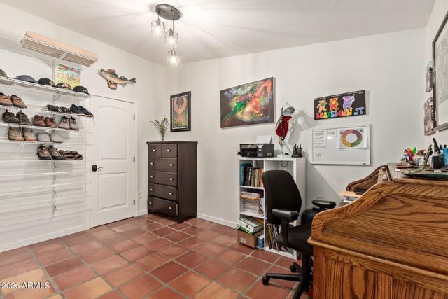 3730 E KINGS Avenue, Phoenix, AZ 85032