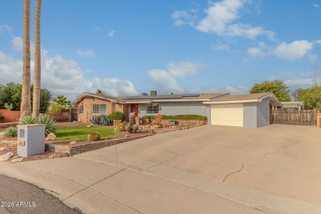 3730 E KINGS Avenue, Phoenix, AZ 85032