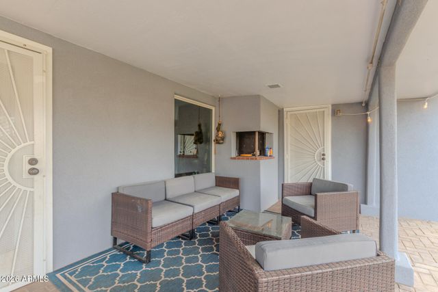 3730 E KINGS Avenue, Phoenix, AZ 85032