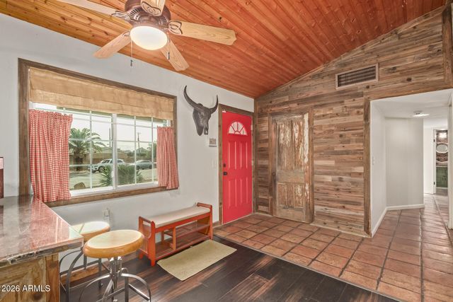 3730 E KINGS Avenue, Phoenix, AZ 85032