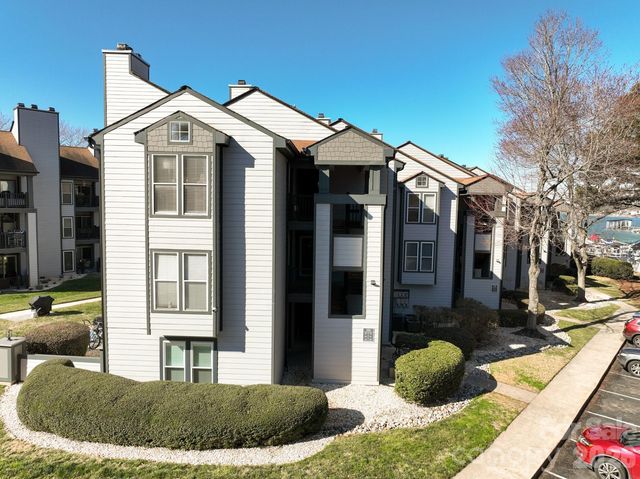 18851 Vineyard Point Lane, Cornelius, NC 28031