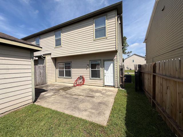 2114 Village Crossing Trail, Spring, TX 77373