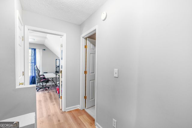 879 Spring Oak Court, Loganville, GA 30052