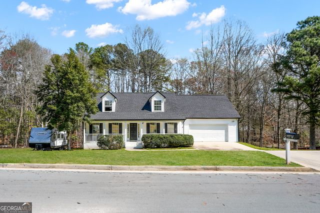 879 Spring Oak Court, Loganville, GA 30052