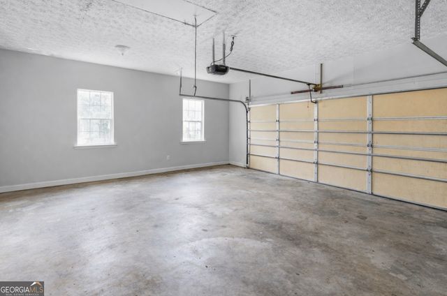 879 Spring Oak Court, Loganville, GA 30052