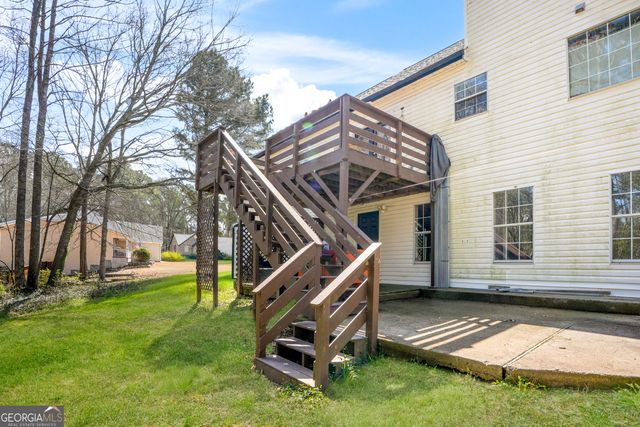879 Spring Oak Court, Loganville, GA 30052
