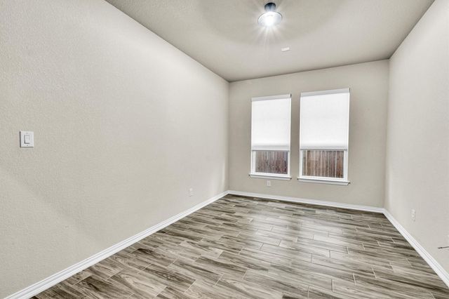 101 Double Mountain RD, Liberty Hill, TX 78642