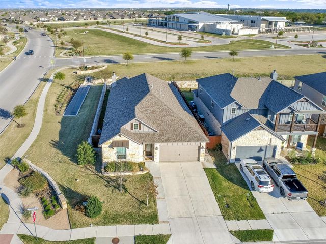 101 Double Mountain RD, Liberty Hill, TX 78642