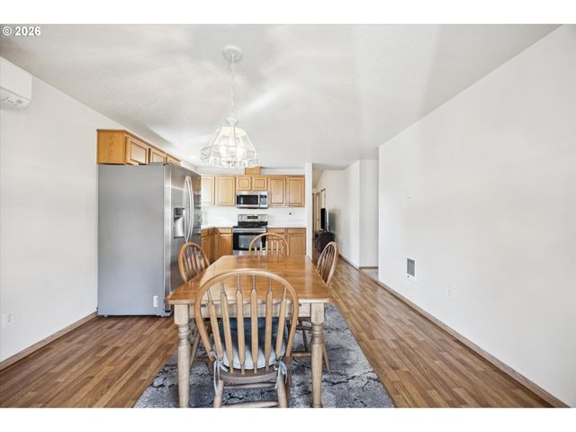 2102 Sw 7TH St, Battle Ground, WA 98604