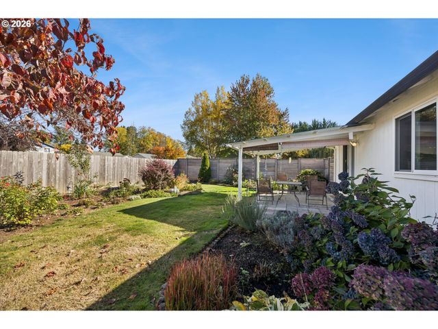 2102 Sw 7TH St, Battle Ground, WA 98604