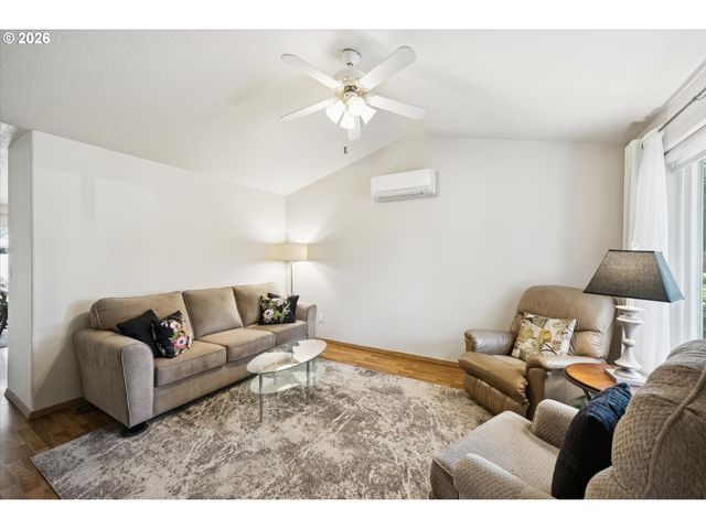 2102 Sw 7TH St, Battle Ground, WA 98604