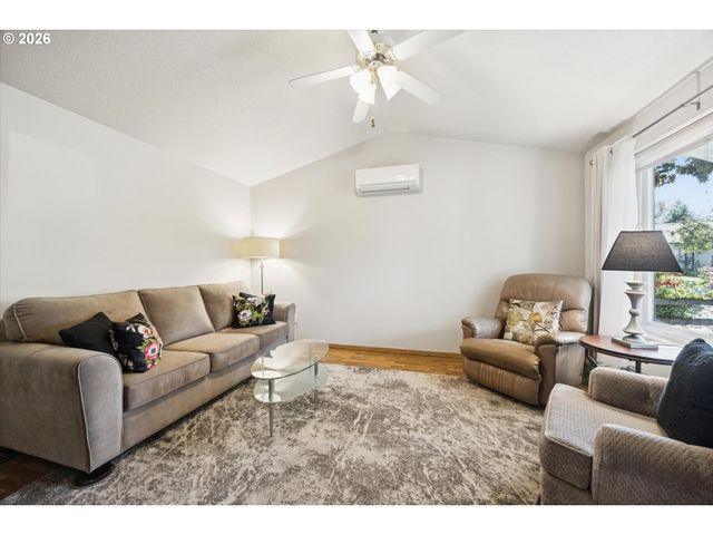 2102 Sw 7TH St, Battle Ground, WA 98604