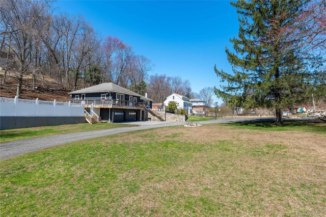 89 Baldwin Place Road, Mahopac, NY 10541