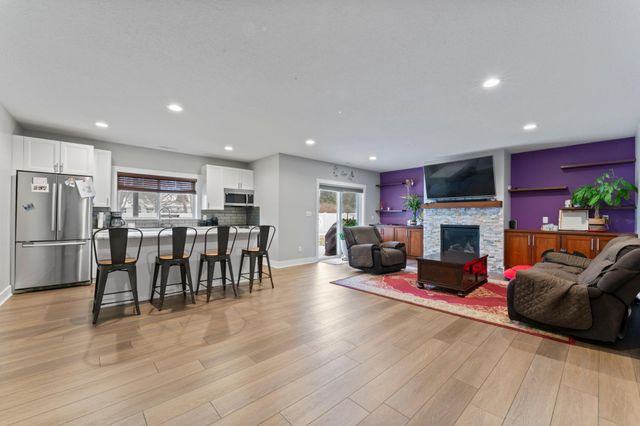 4712 Cassidy Ridge Drive NE, Rochester, MN 55906