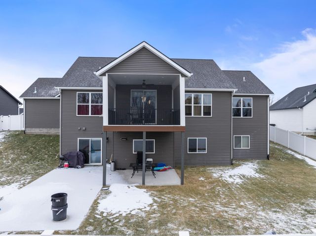 4712 Cassidy Ridge Drive NE, Rochester, MN 55906