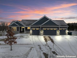 4712 Cassidy Ridge Drive NE, Rochester, MN 55906