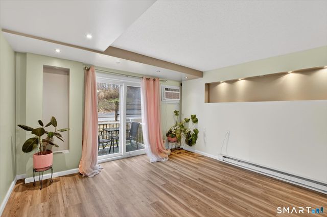 1235 East Street Apt C, New Britain, CT 06053