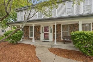 1721 Waverly Lane, Algonquin, IL 60102