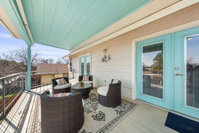 107 Channel DR, Sunrise Beach, TX 78643