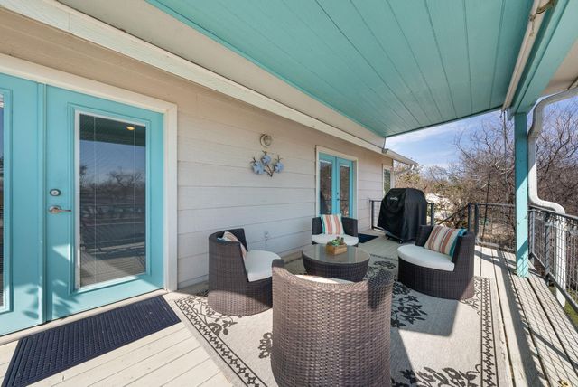 107 Channel DR, Sunrise Beach, TX 78643