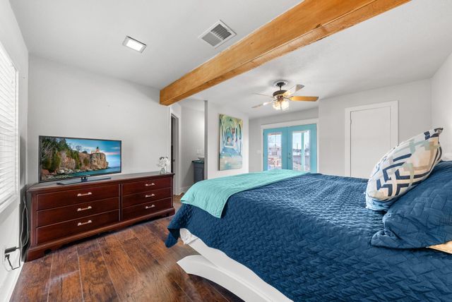 107 Channel DR, Sunrise Beach, TX 78643