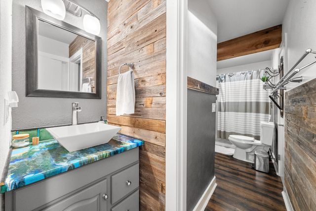 107 Channel DR, Sunrise Beach, TX 78643