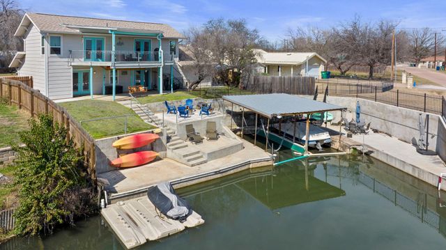 107 Channel DR, Sunrise Beach, TX 78643