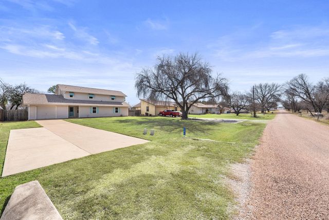 107 Channel DR, Sunrise Beach, TX 78643