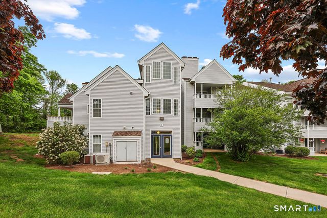 1 Forest Glen Circle 9, Middletown, CT 06457