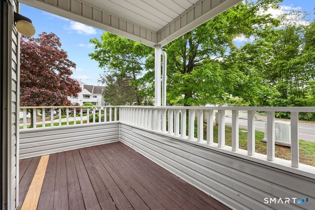 1 Forest Glen Circle 9, Middletown, CT 06457