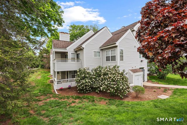 1 Forest Glen Circle 9, Middletown, CT 06457