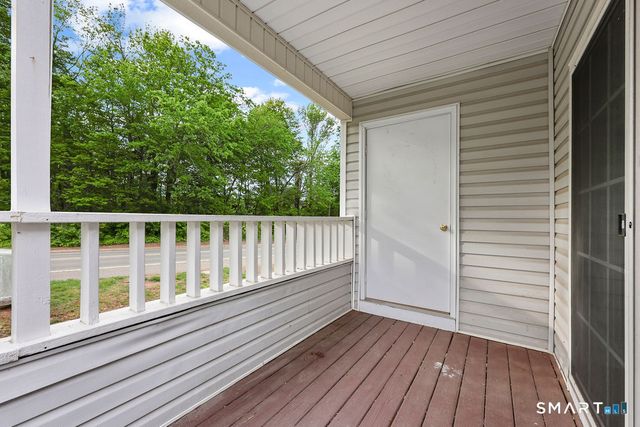 1 Forest Glen Circle 9, Middletown, CT 06457