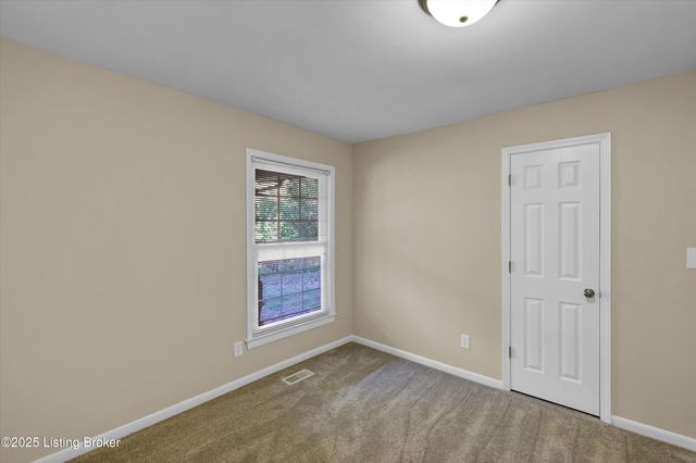 11605 Brentlinger Ln, Louisville, KY 40291