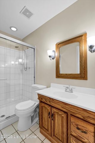 11605 Brentlinger Ln, Louisville, KY 40291