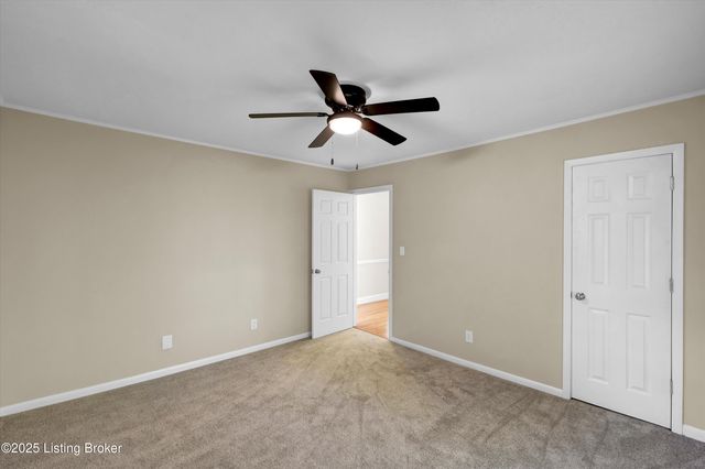 11605 Brentlinger Ln, Louisville, KY 40291