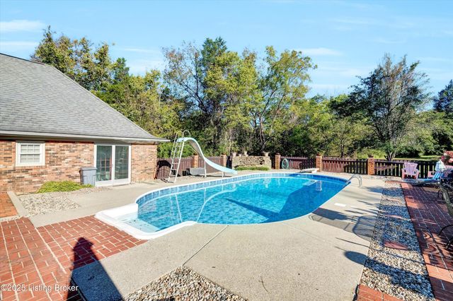 11605 Brentlinger Ln, Louisville, KY 40291