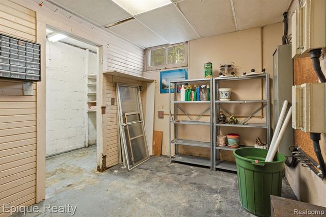 819 Tunnel Street, Port Huron, MI 48060