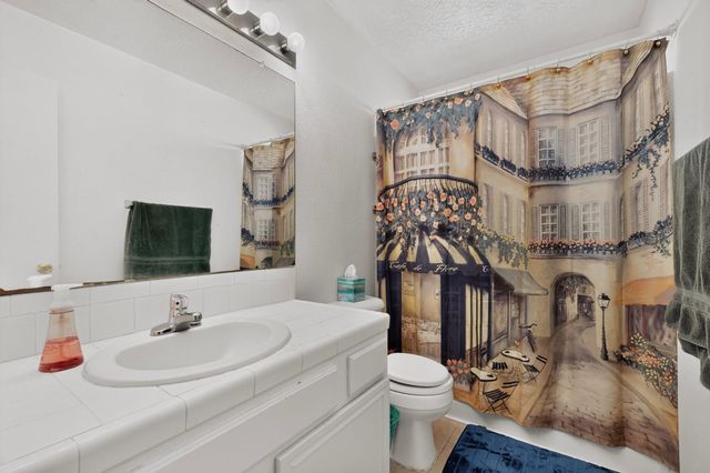 8419 Cedarcroft Road NW, Albuquerque, NM 87120