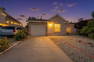 8419 Cedarcroft Road NW, Albuquerque, NM 87120