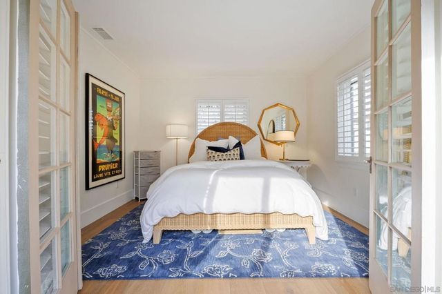 811 10th Street, Coronado, CA 92118