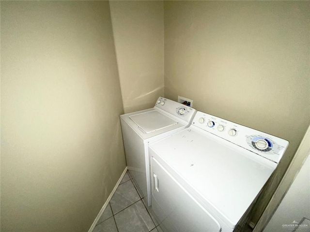 4307 W La Guardia Lane 4, Edinburg, TX 78539