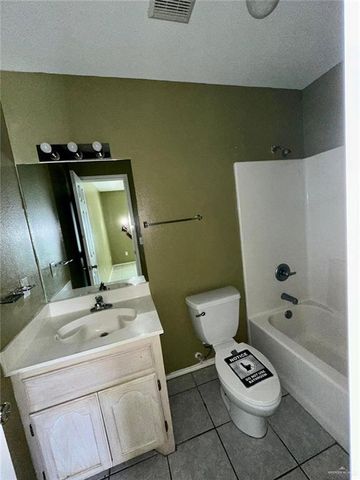 4307 W La Guardia Lane 4, Edinburg, TX 78539