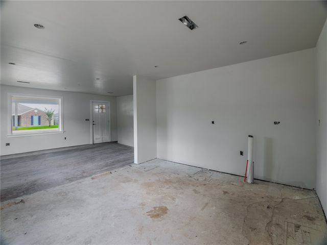 1023 S Morningside Drive, Fayetteville, AR 72701