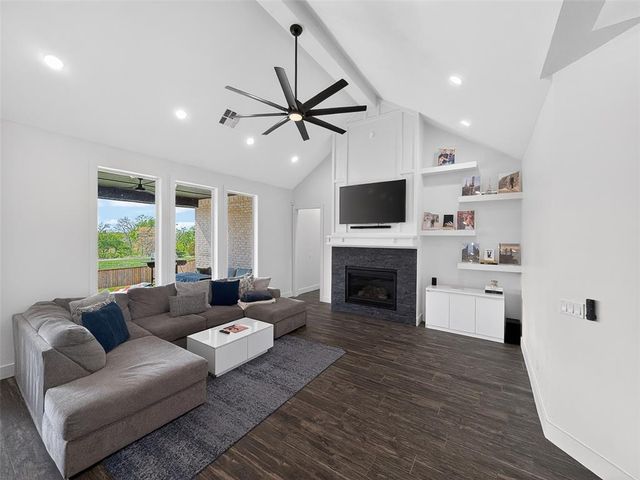 16001 Aparados Way, Edmond, OK 73013